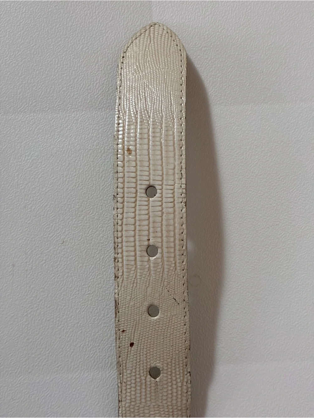 L. Chessler Vintage White Crocodile Print Bonded Leather Belt Silver Buckle M